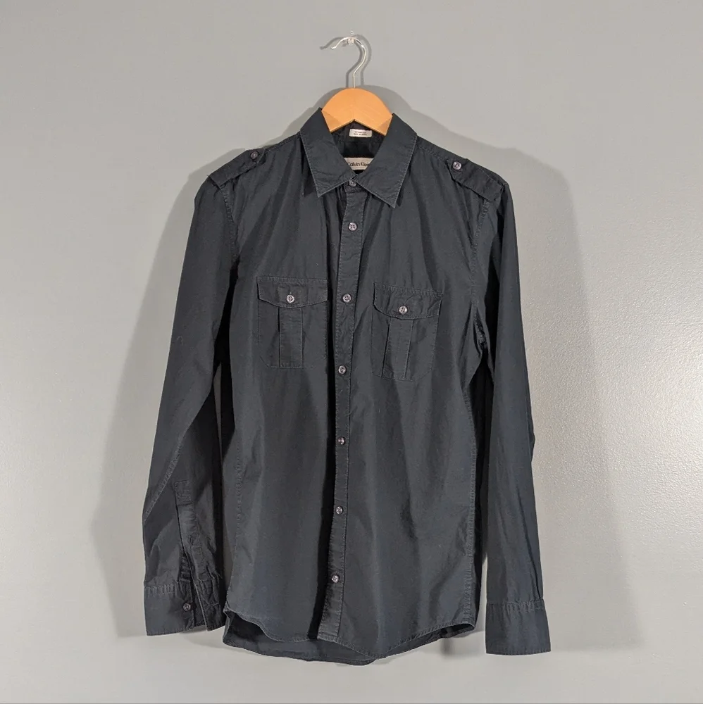 ❤️ Calvin Klein slim fit lightweight long sleeve collar button shirt Small - Picture 1 of 11